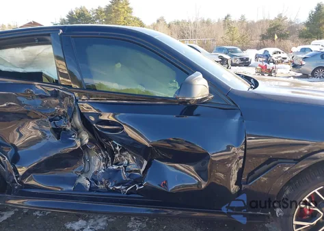 2021 BMW X6 M50I z USA, uszkodzony, nr VIN 5UXCY8C01M9G02280